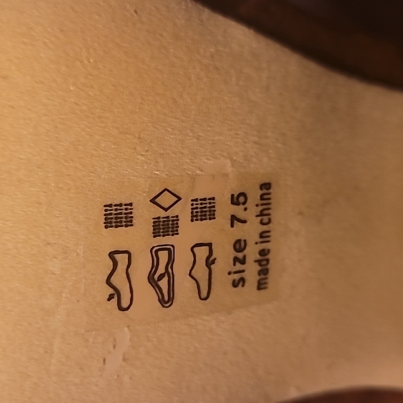 ♦️♦️MICHAEL ANTONIO POINTY TOE CAGED BOOTS♦️♦️ - Picture 8 of 8